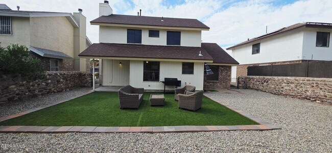 Building Photo - 1112 Chiricahua Dr