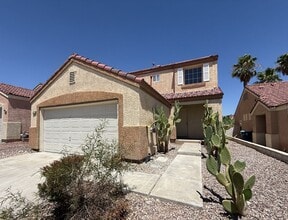 Building Photo - 8816 W Pine Pitch Dr