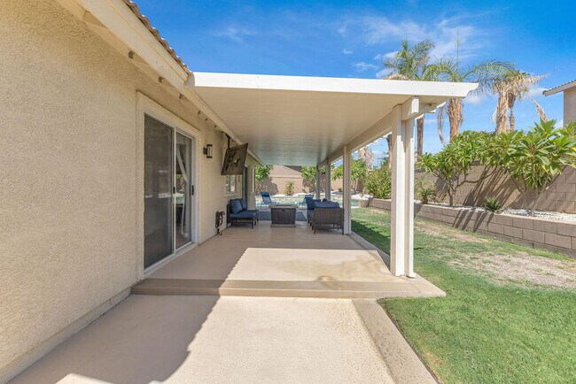 Building Photo - 79200 Violet Ct
