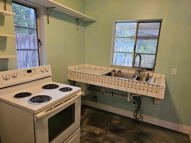 Building Photo - 1534 Rankin Ave