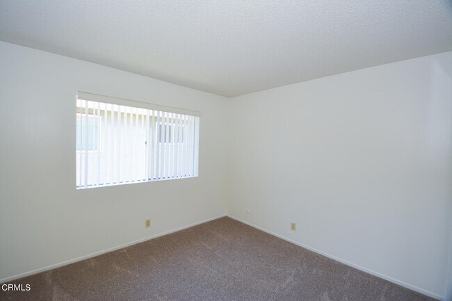 Building Photo - 1202 Portola Rd