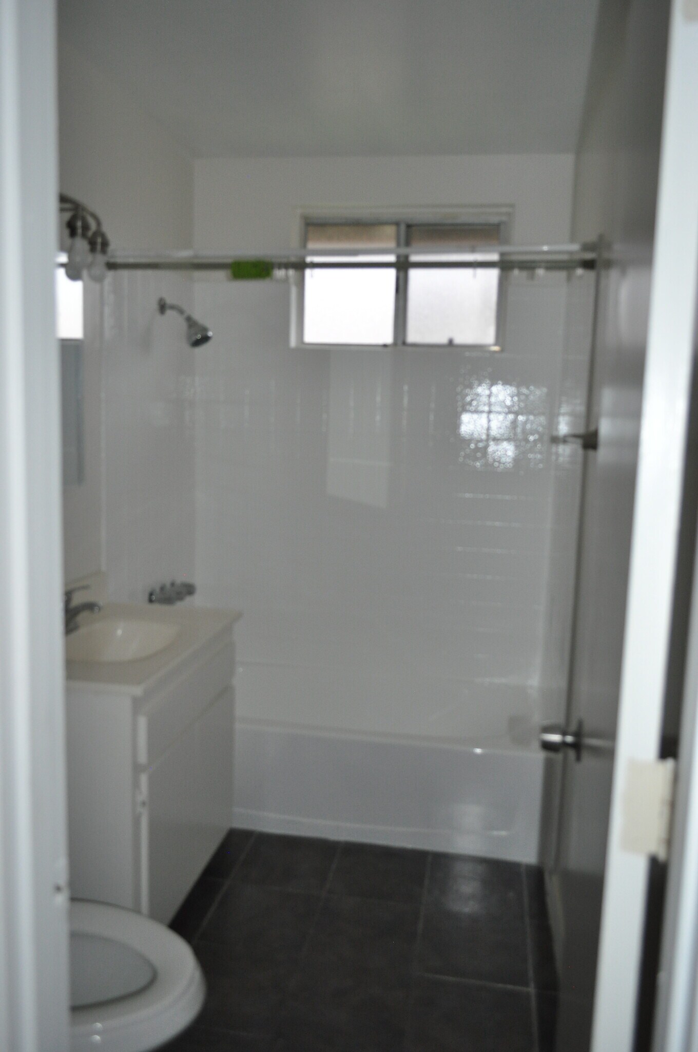 Building Photo - 4059 W 137th St