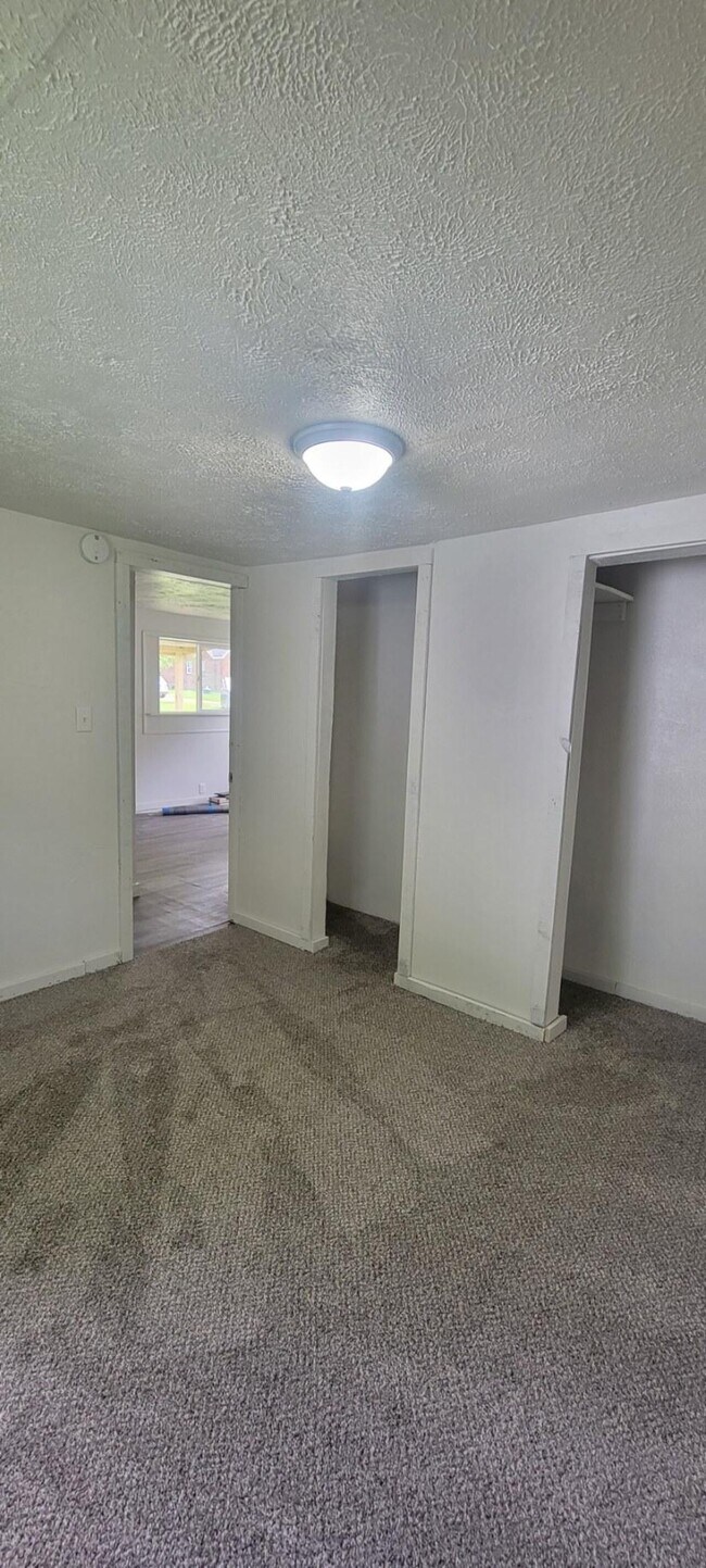 Building Photo - 1554 Willard Ave