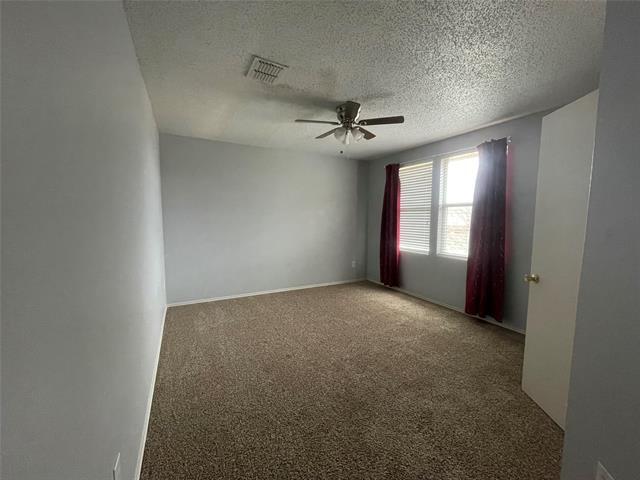 Building Photo - 2900 Sheridan Ln