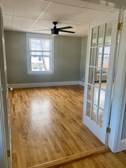 Building Photo - 60 Noyes St