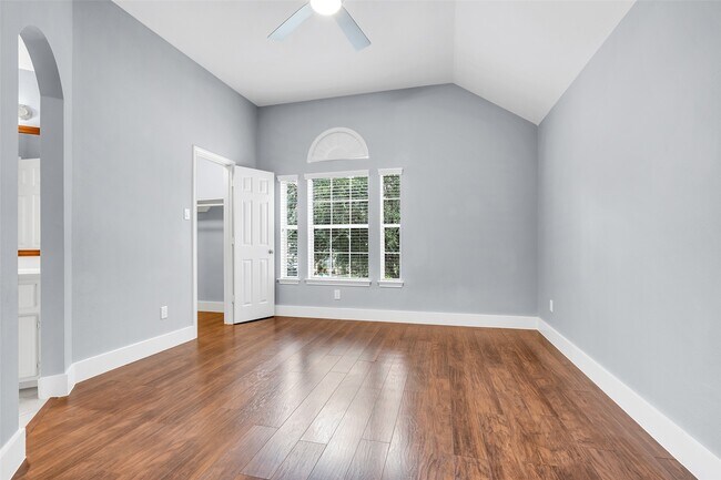 Building Photo - 10626 Cortland Ridge Ln