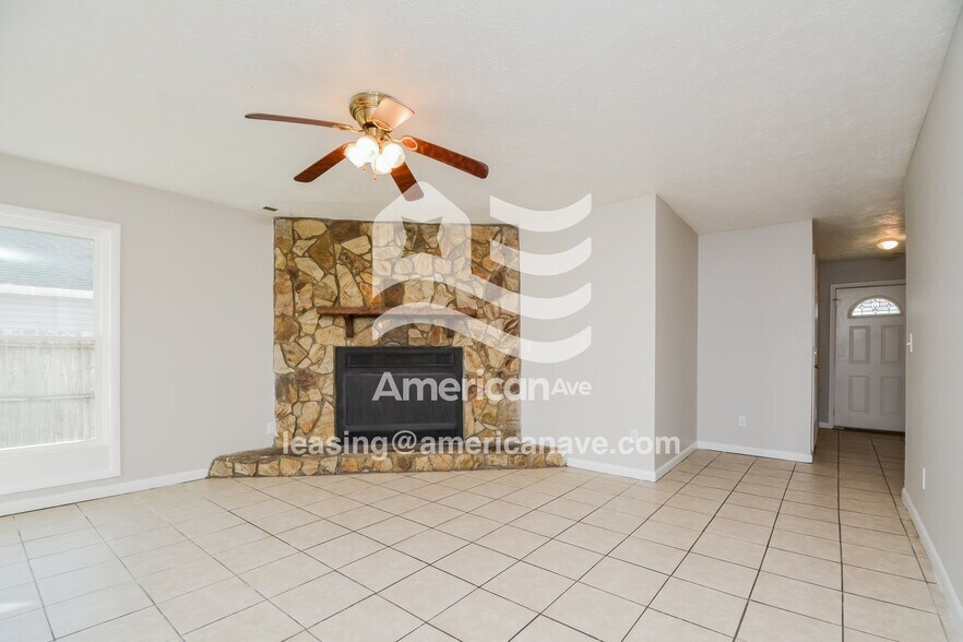 Building Photo - 1030 Bradley St