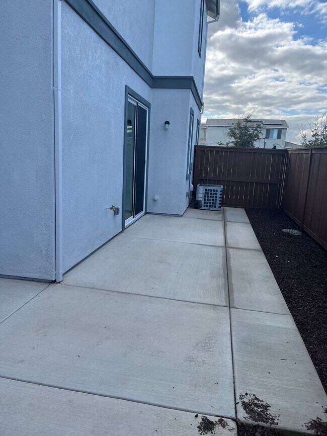 Building Photo - Brand New 2-Story Home in Spring Lake Area of Woodland-$500 Off First Month's Rent