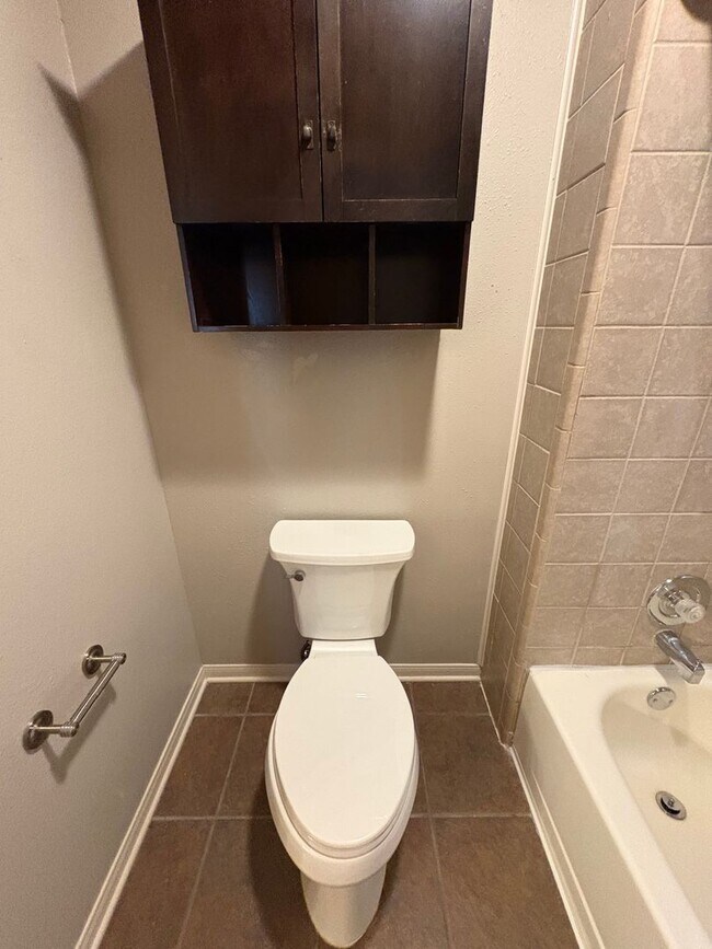 Building Photo - Beautiful Home in College Park!