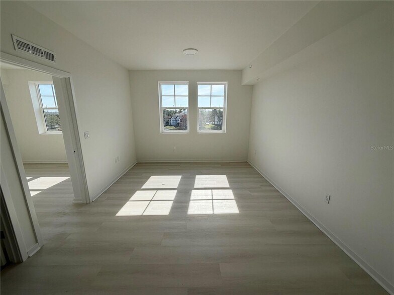 Building Photo - 5587 Millennia Park Dr