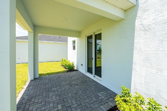 Building Photo - 3544 Angler Dr