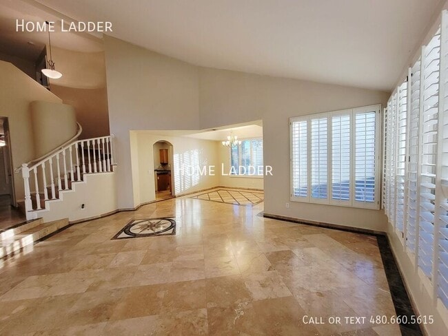 Building Photo - 4027 E Kirkland Rd