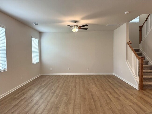 Building Photo - 273 Bloomfield Cir