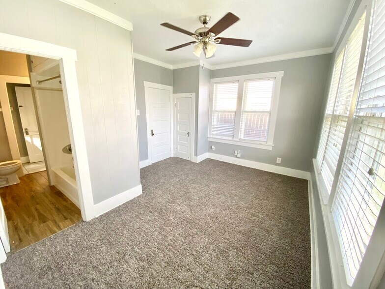 Bedroom 2 - 2812 NW 15th St