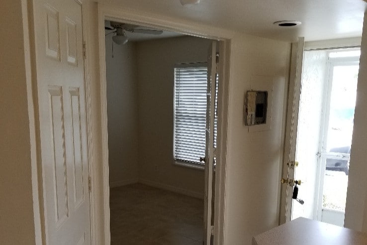 Building Photo - 1385 Mainsail Dr