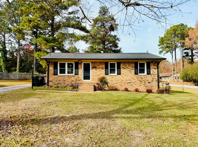 Primary Photo - 900 6th St