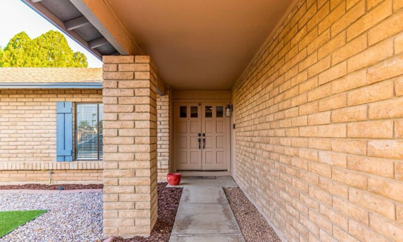 Building Photo - 839 W Posada Ave