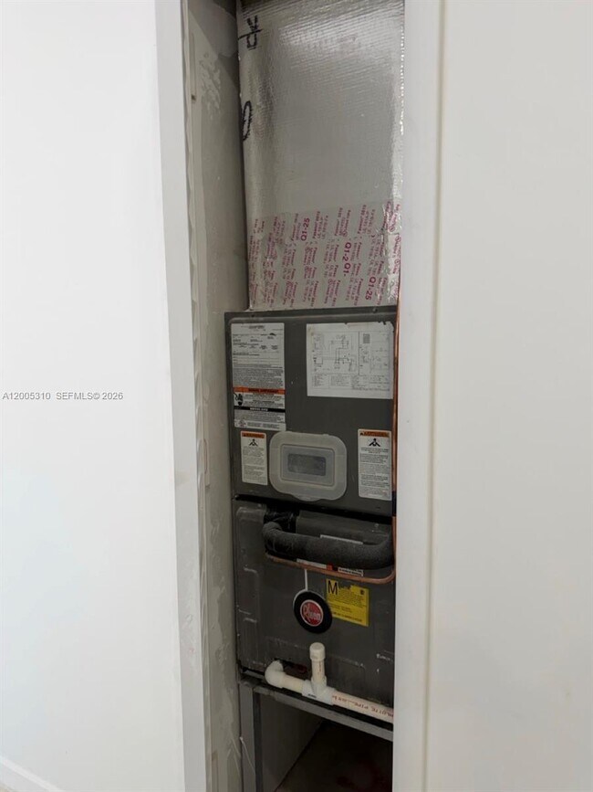 Building Photo - 2335 NW 68th St