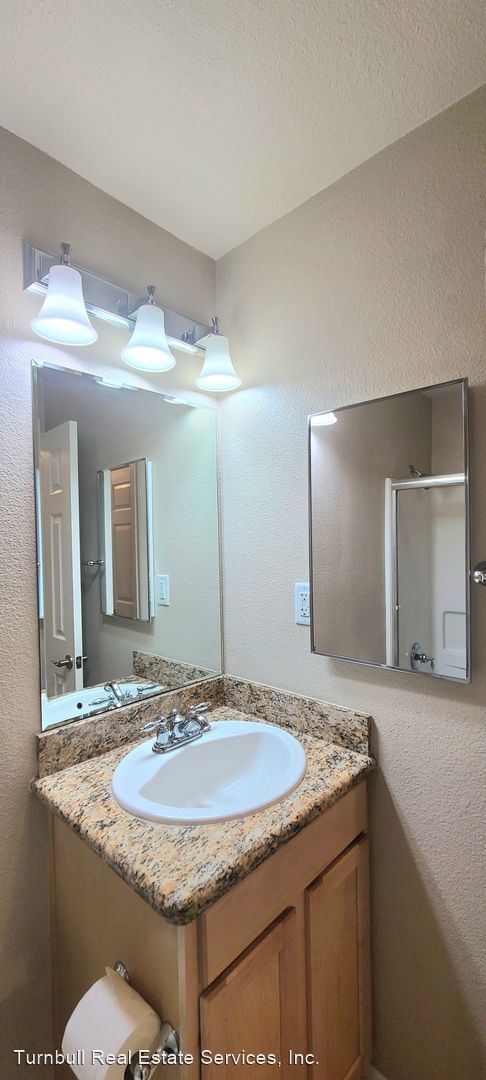 Building Photo - 2 br, 1 bath House - 4713 AMBER LN #2 - AM...