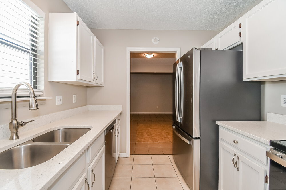 Building Photo - 7969 Amandas Crossing Dr E