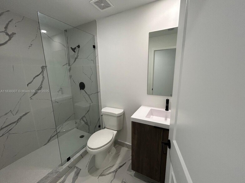 Building Photo - 14560 SW 261st Ter