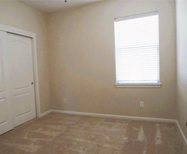 Building Photo - 11400 W Parmer Ln