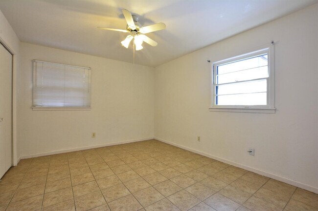 Building Photo - 4819 44th St