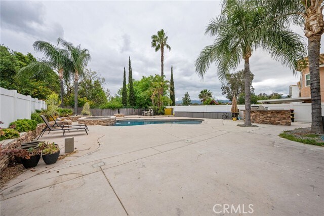 Building Photo - 2982 La Vista Ave