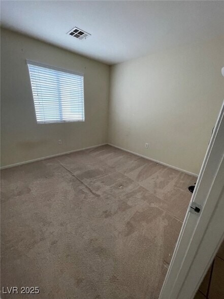 Building Photo - 9300 Cool Creek Ave