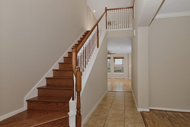 Building Photo - 35 Ebony Oaks Pl