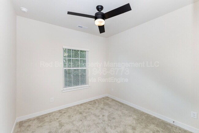 Building Photo - 306 New Gallant Dr