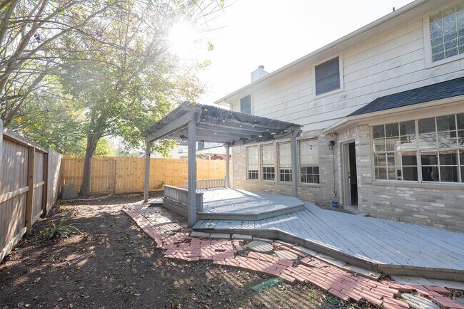 Building Photo - 1809 Oakland Cir