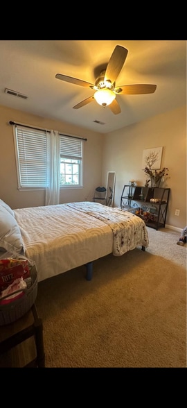 Building Photo - 11406 Enchanted Woods Way