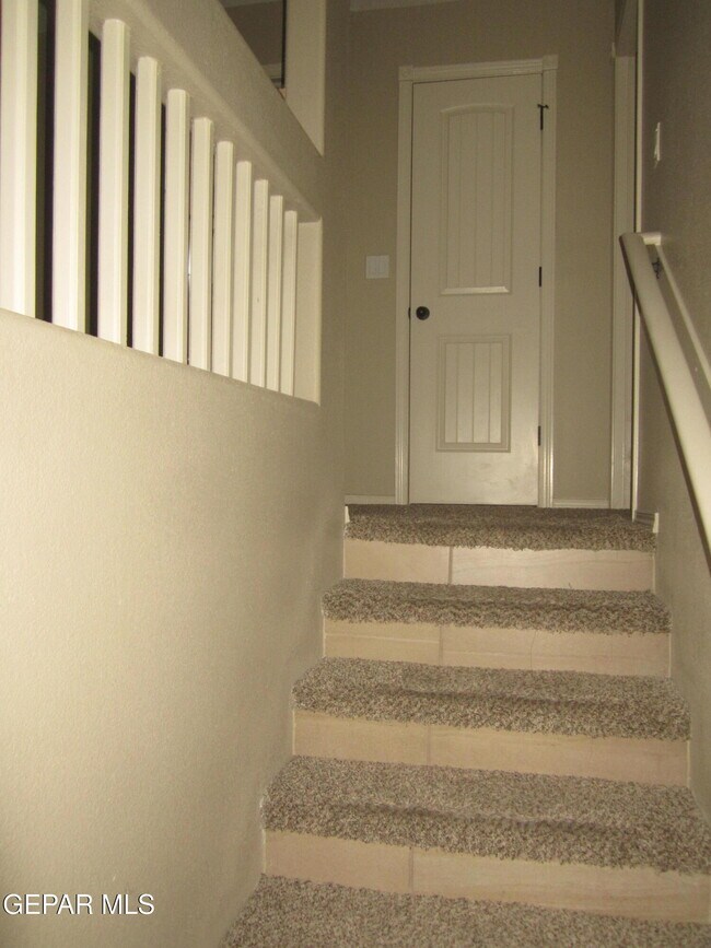 Building Photo - 477 Prime Desert Dr