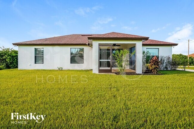 Building Photo - 2712 38th St SW