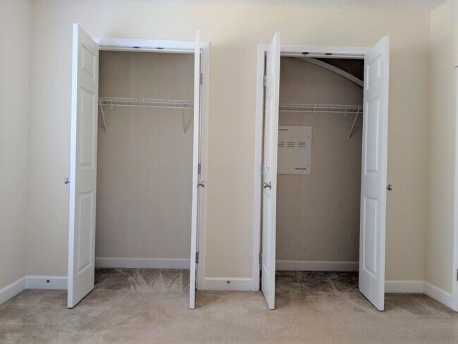 Building Photo - CANE RIDGE MOVE IN SPECIAL - FIRST MONTH F...