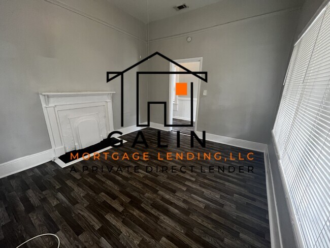 Building Photo - 726 E 38th St