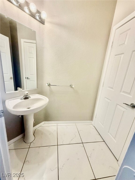 Building Photo - 10617 Turquoise Valley Dr