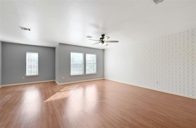 Building Photo - 8139 Evadean Cir