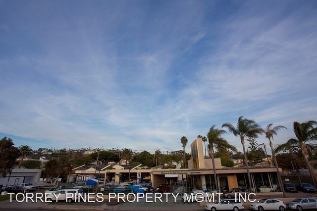 Building Photo - 5538-5538 La Jolla Blvd