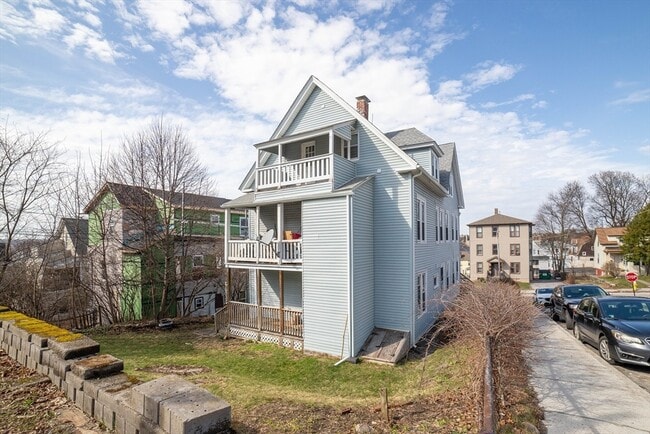 Building Photo - 74 Green Hill Pkwy