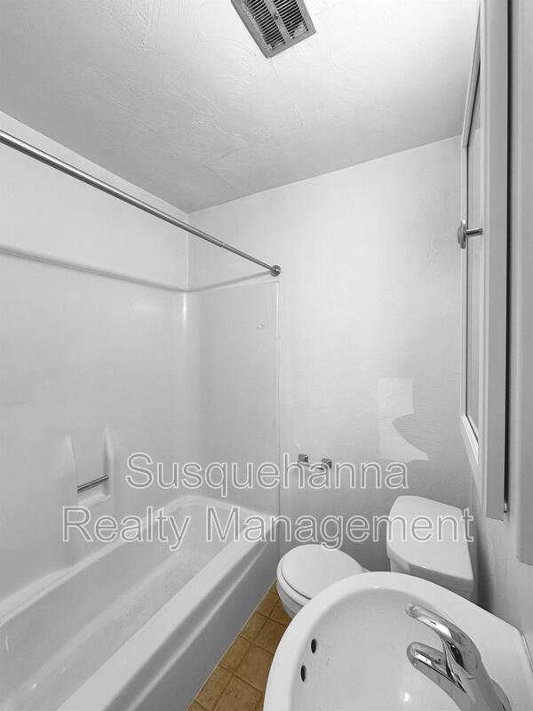 Building Photo - 2 Arwin Dr