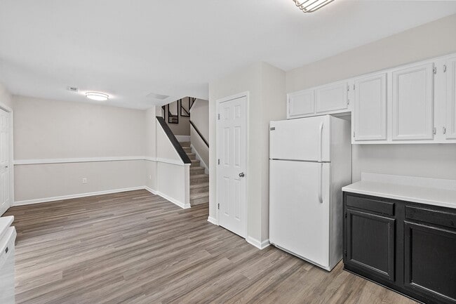 Building Photo - 4362 Hunters Club Dr