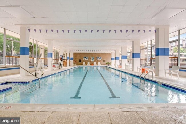 Building Photo - 560 N St SW