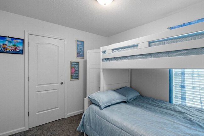Building Photo - 15730 Bay Vista Dr