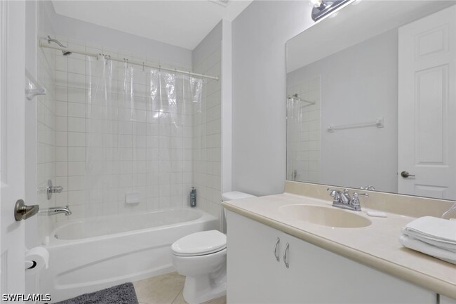 Building Photo - 1335 Mariposa Cir