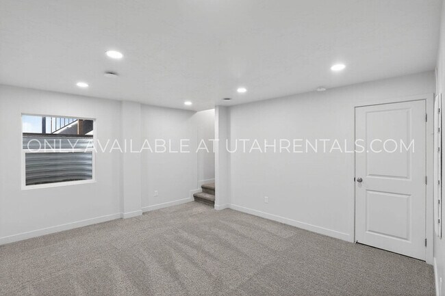 Building Photo - 626 W 1330 S