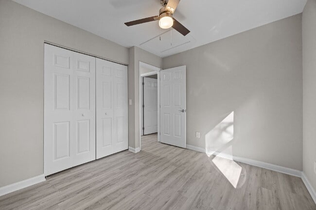Building Photo - Charming 3-Bed Home with Granite Touches & Finished Basement in Raleigh!