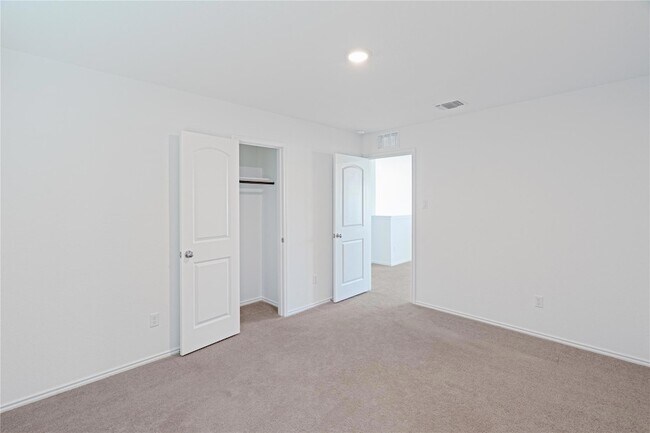Building Photo - 505 Benicia Cv