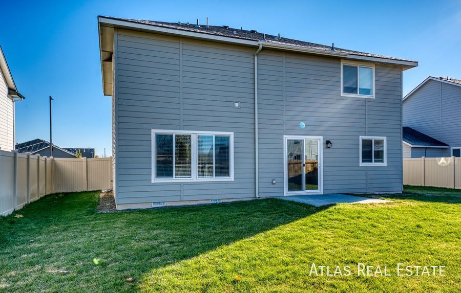 Building Photo - 19563 Calais Ave